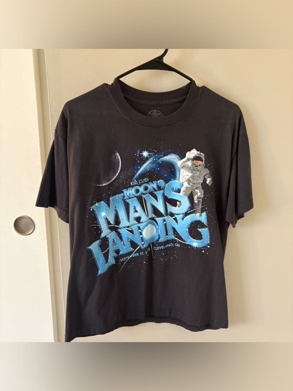 Kid Cudi Moon’s Man Landing Tour 2022 Tee Shirt Rare Size Small